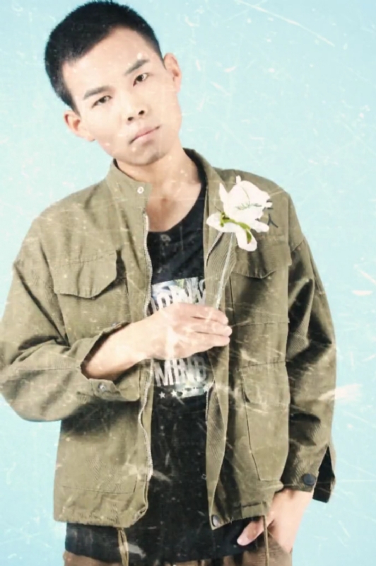 壹号大导演的第二张照片--甘肃蓝颜知己交友网