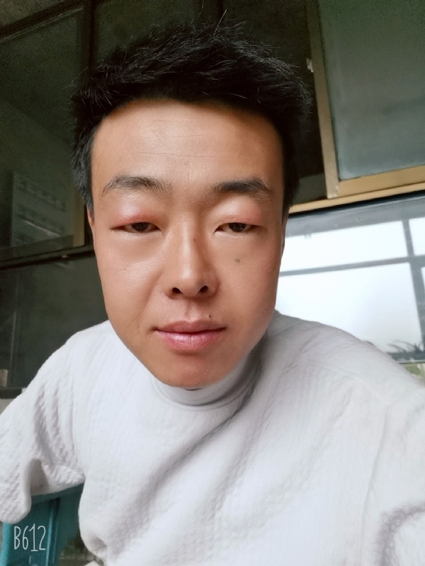 缺爱80后的第一张照片--甘肃蓝颜知己交友网