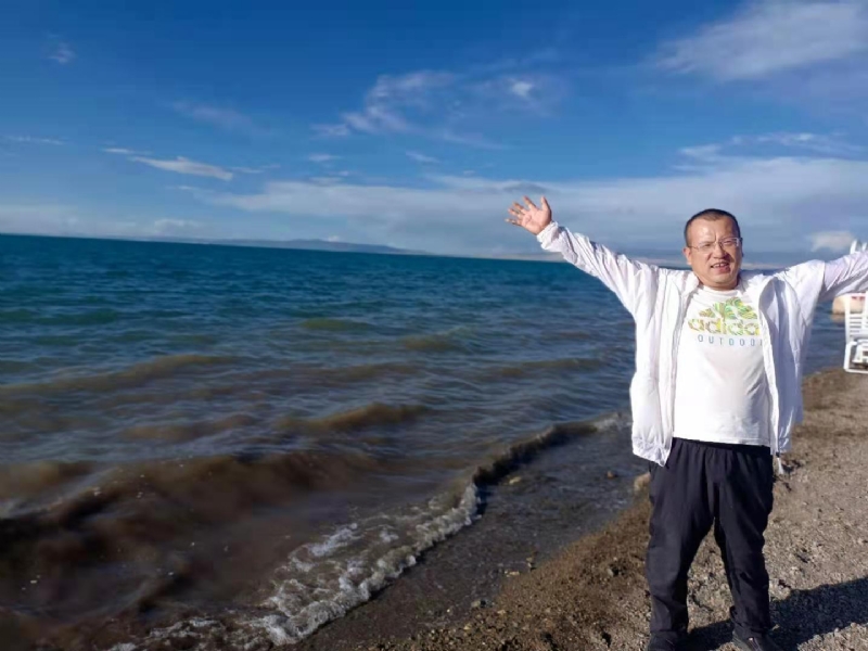 蜜蜂的第一张照片--甘肃蓝颜知己交友网